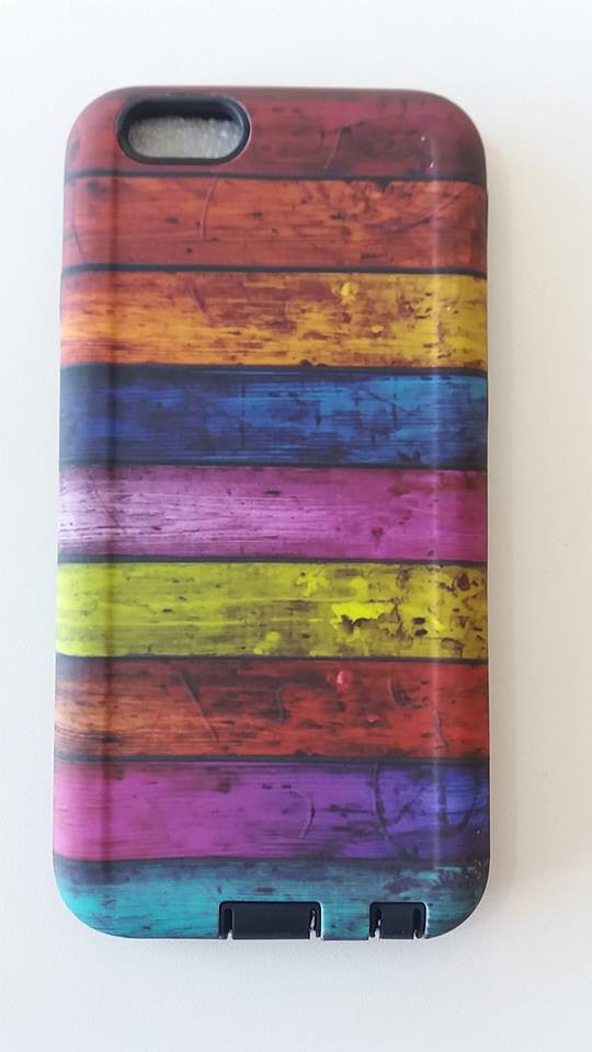 Iphone 6 Madera con líneas de colores